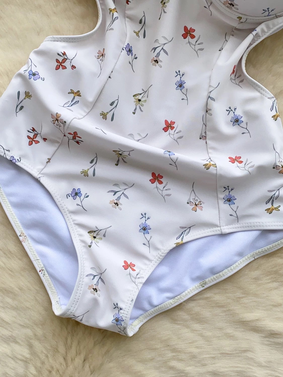 Define naughty top BS177 images